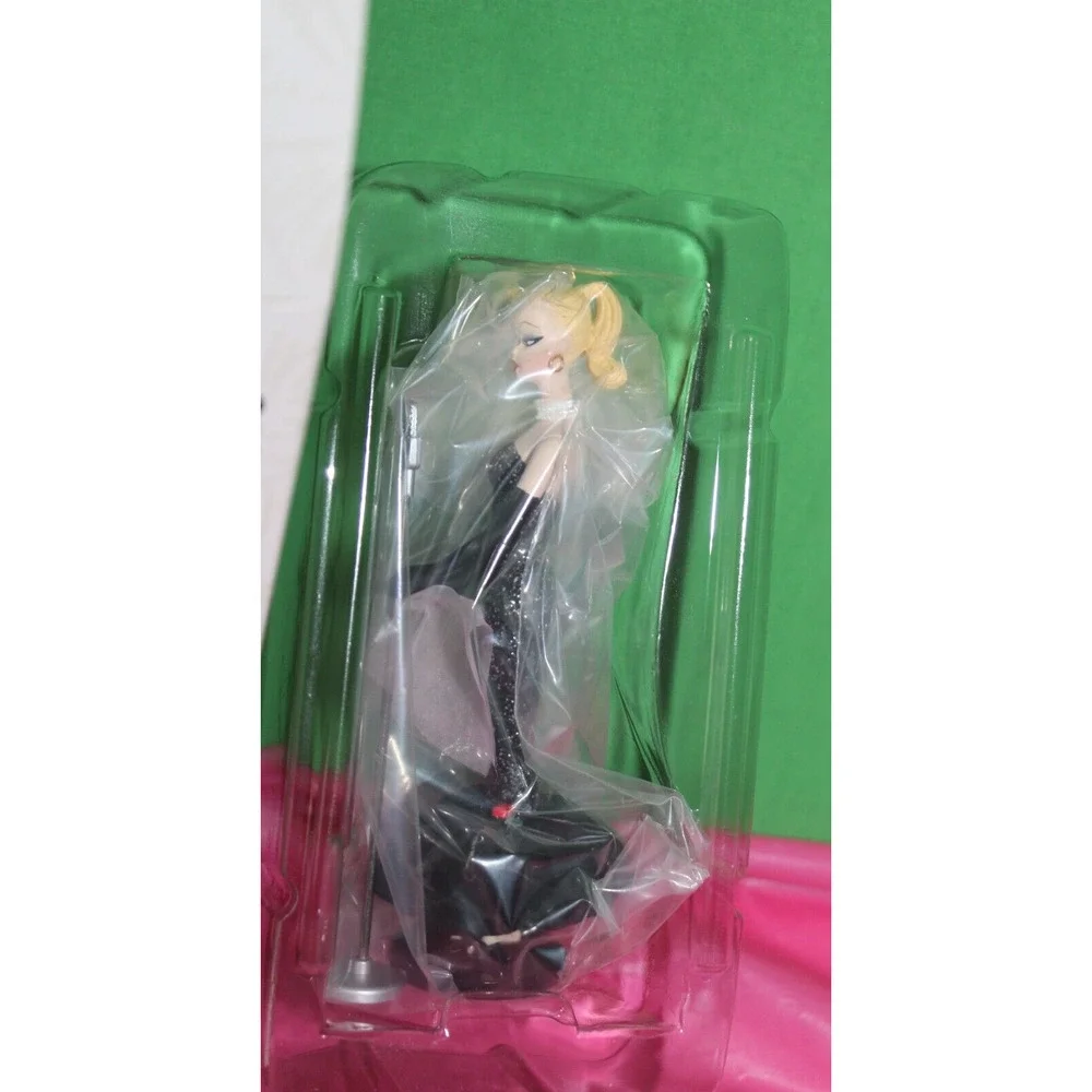 Hallmark Barbie Solo In The Spotlight Mattel 1995 Holiday Christmas Ornament